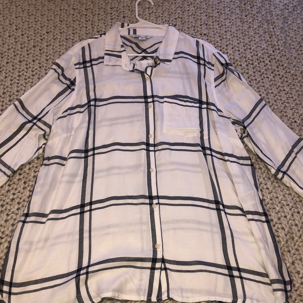 Old navy Classic Button down